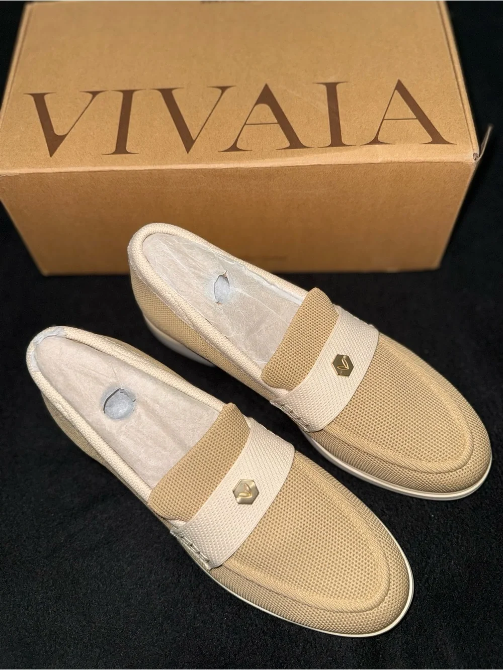 Vivaia liana epitome